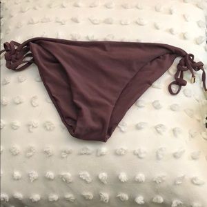 Monday Swimwear bikini bottom Le Marais Plum sz L